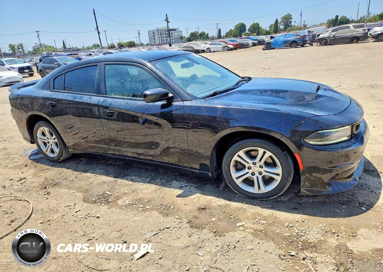 2018 Dodge Charger Sxt VIN:2C3CDXBG8JH115192 - 4