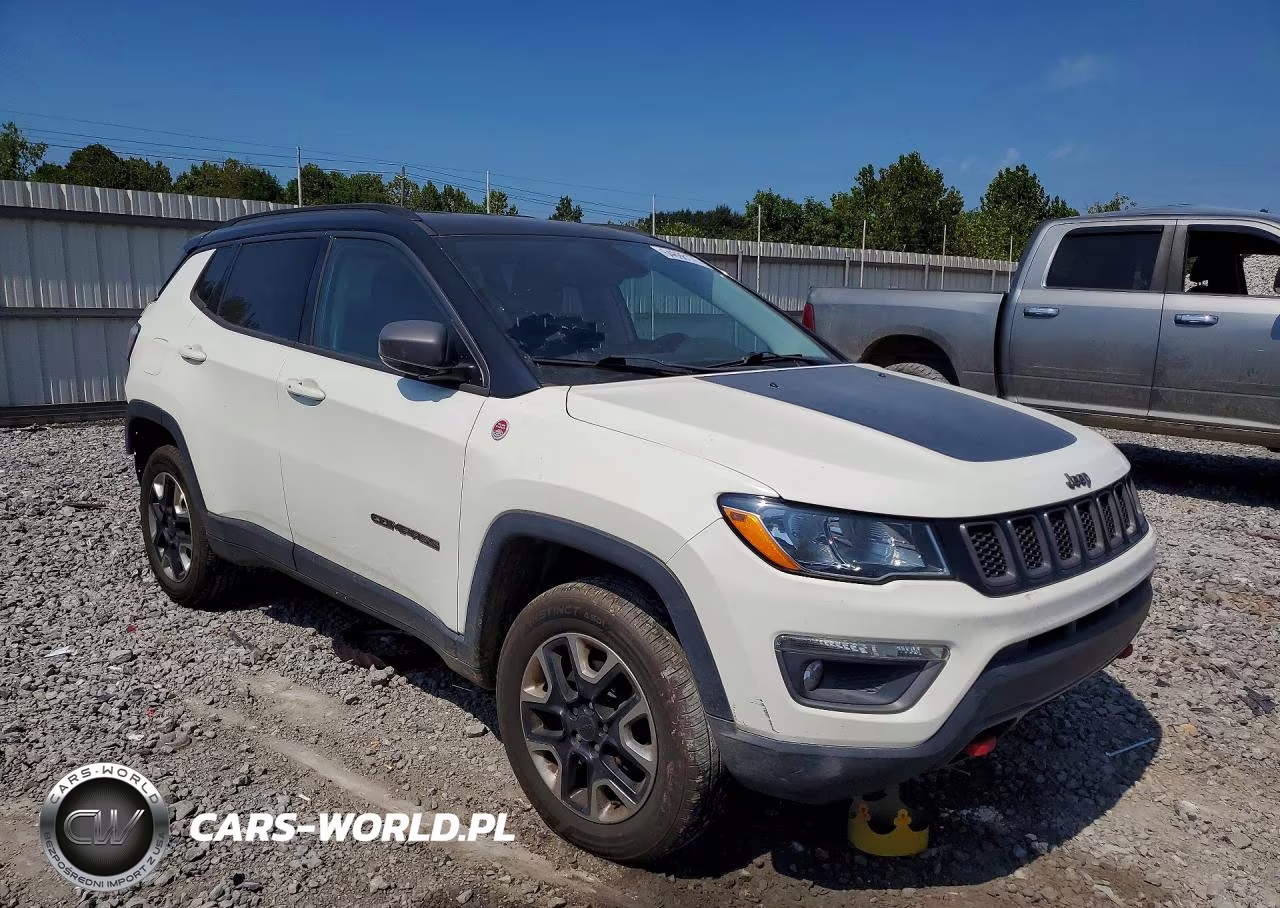 2018 Jeep Compass Trailhawk VIN:3C4NJDDB4JT129272 - 4