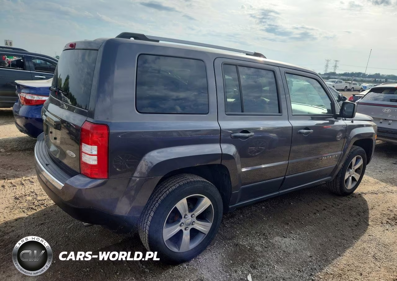 2016 Jeep Patriot Latitude VIN:1C4NJRFB6GD674107 - 3