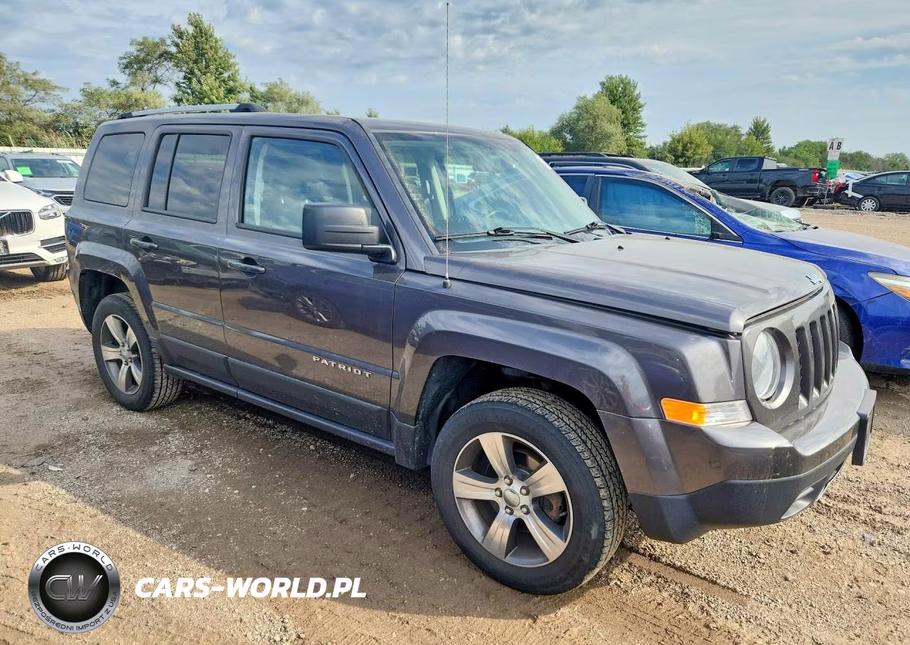 2016 Jeep Patriot Latitude VIN:1C4NJRFB6GD674107 - 4