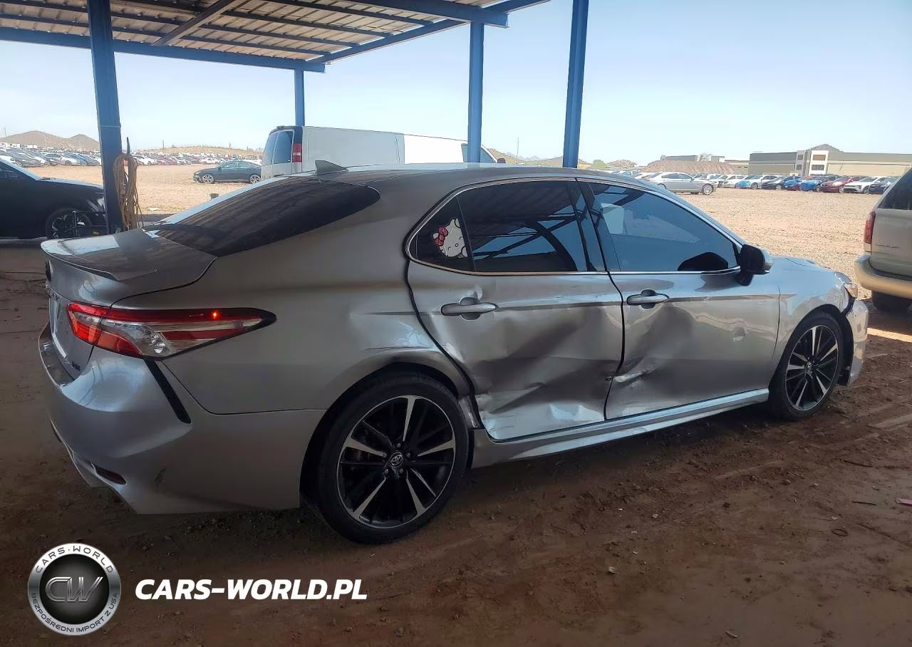 2020 Toyota Camry Xse VIN:4T1K61AK1LU935596 - 3