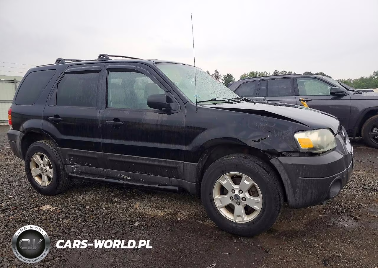 2005 Ford Escape Xlt VIN:1FMYU93165KA55785 - 4