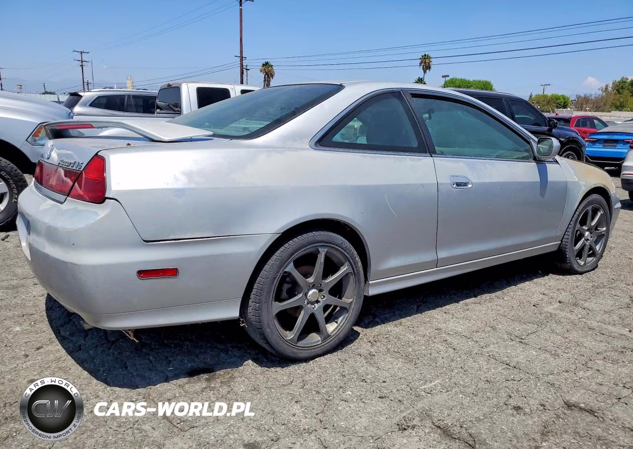 2002 Honda Accord VIN:1HGCG22502A004576 - 3