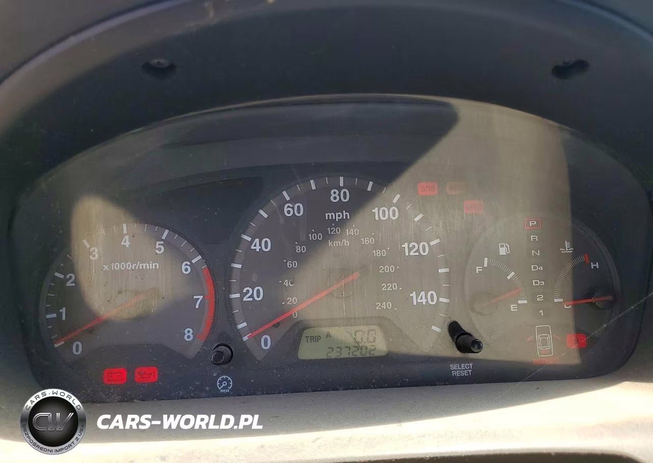 2002 Honda Accord VIN:1HGCG22502A004576 - 9