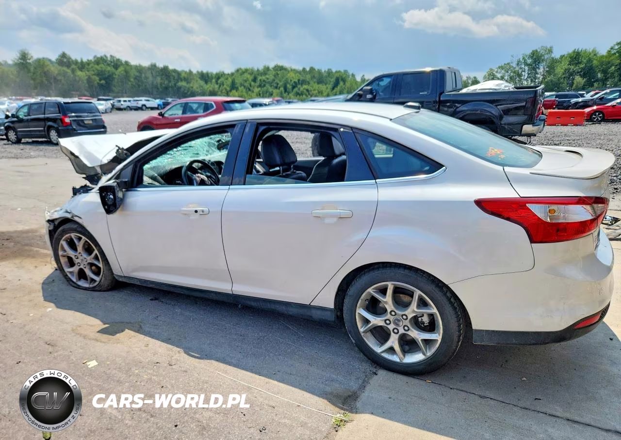 2013 Ford Focus Titanium VIN:1FADP3J26DL155161 - 2