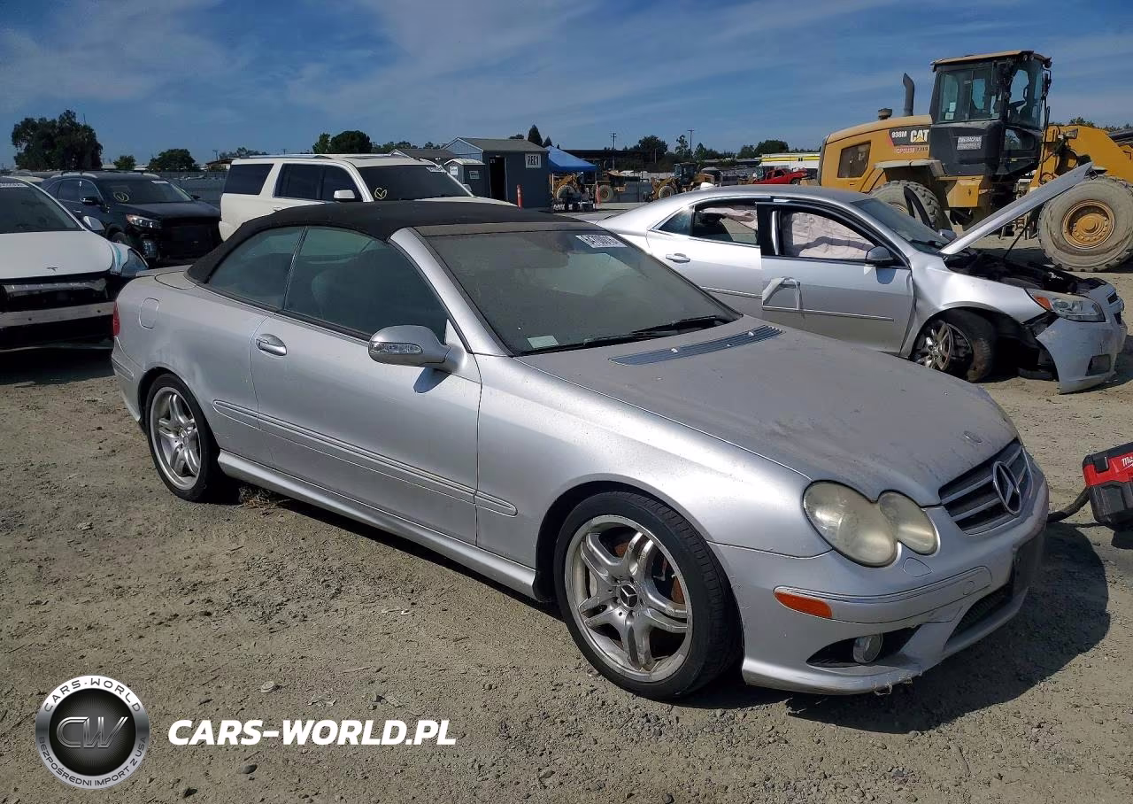 2009 Mercedes-Benz Clk 550 VIN:WDBTK72G89T101176 - 4