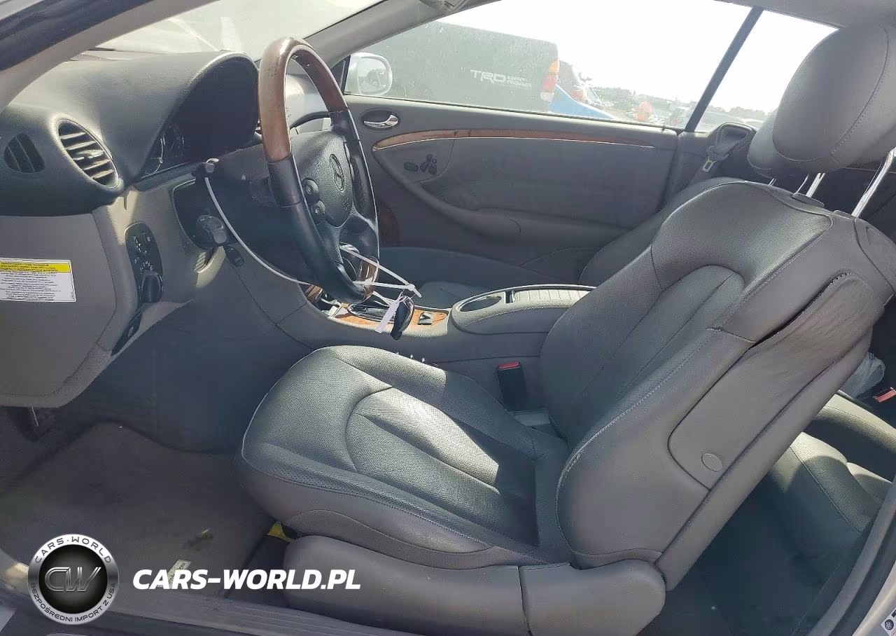 2009 Mercedes-Benz Clk 550 VIN:WDBTK72G89T101176 - 7