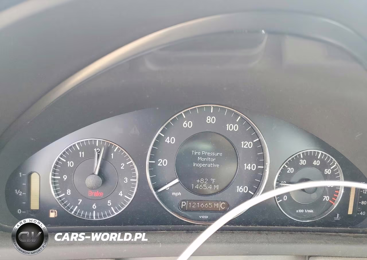 2009 Mercedes-Benz Clk 550 VIN:WDBTK72G89T101176 - 9