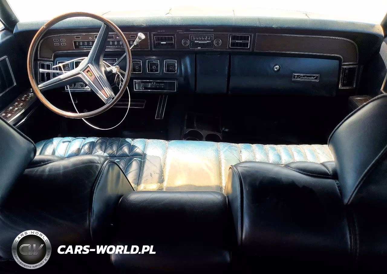 1971 Lincoln Continentl VIN:2Y82A823136 - 8