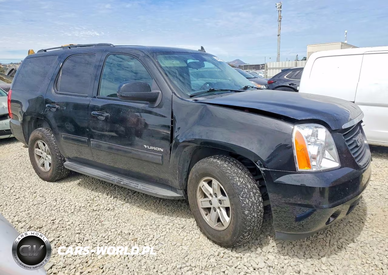 2010 GMC Yukon Sle VIN:1GKMCAE34AR173944 - 4
