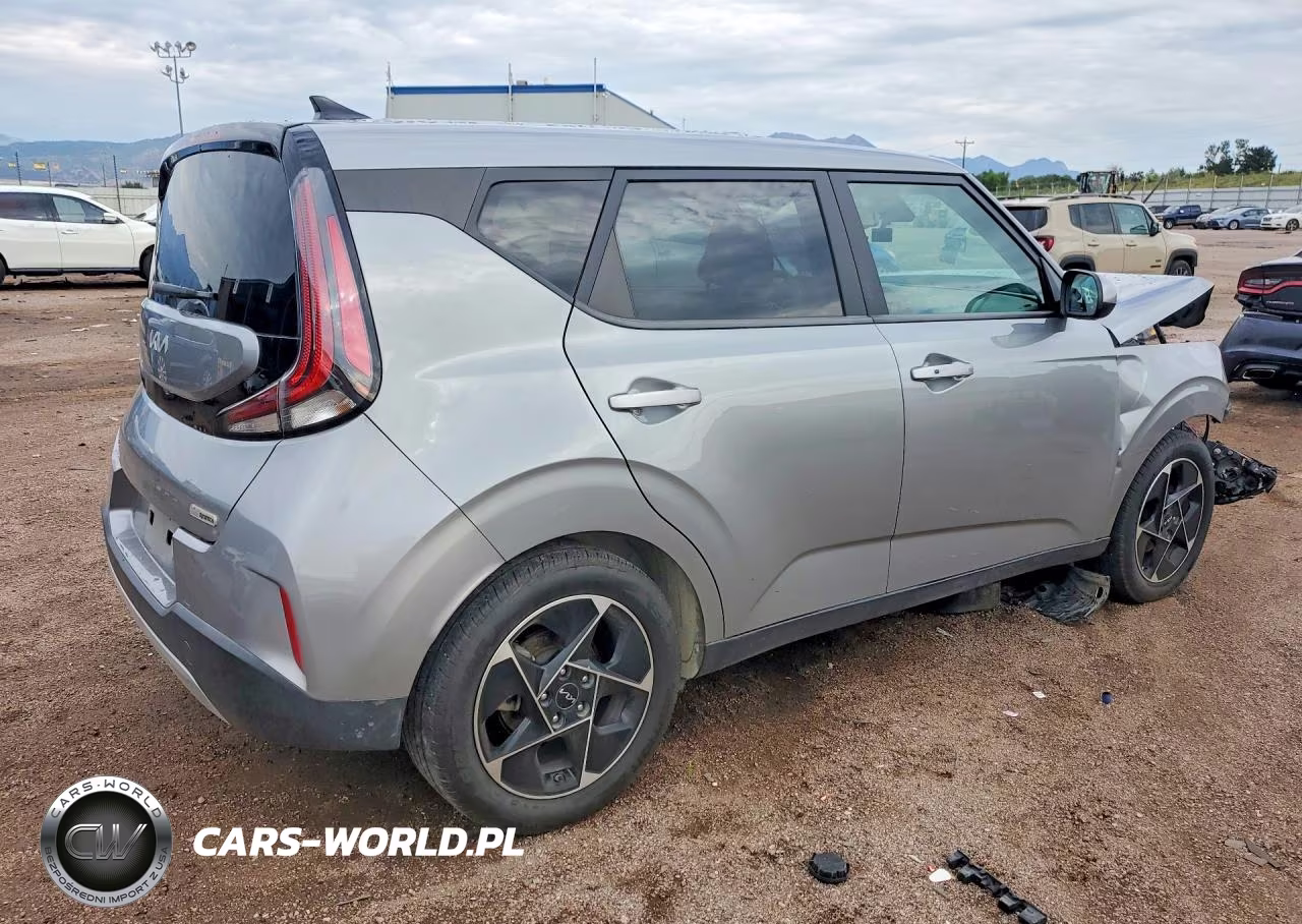 2023 Kia Soul Ex VIN:KNDJ33AU2P7865939 - 3