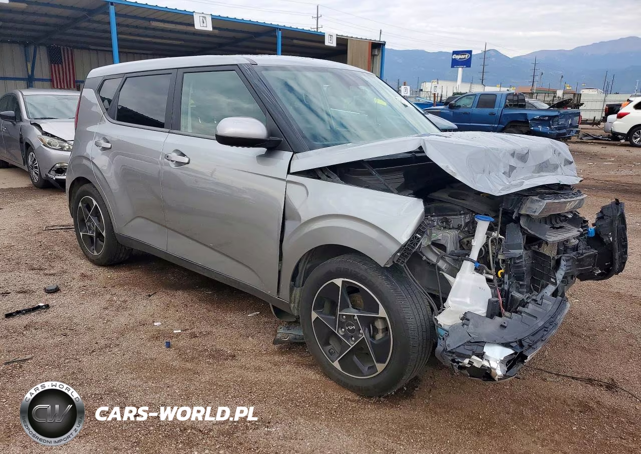 2023 Kia Soul Ex VIN:KNDJ33AU2P7865939 - 4
