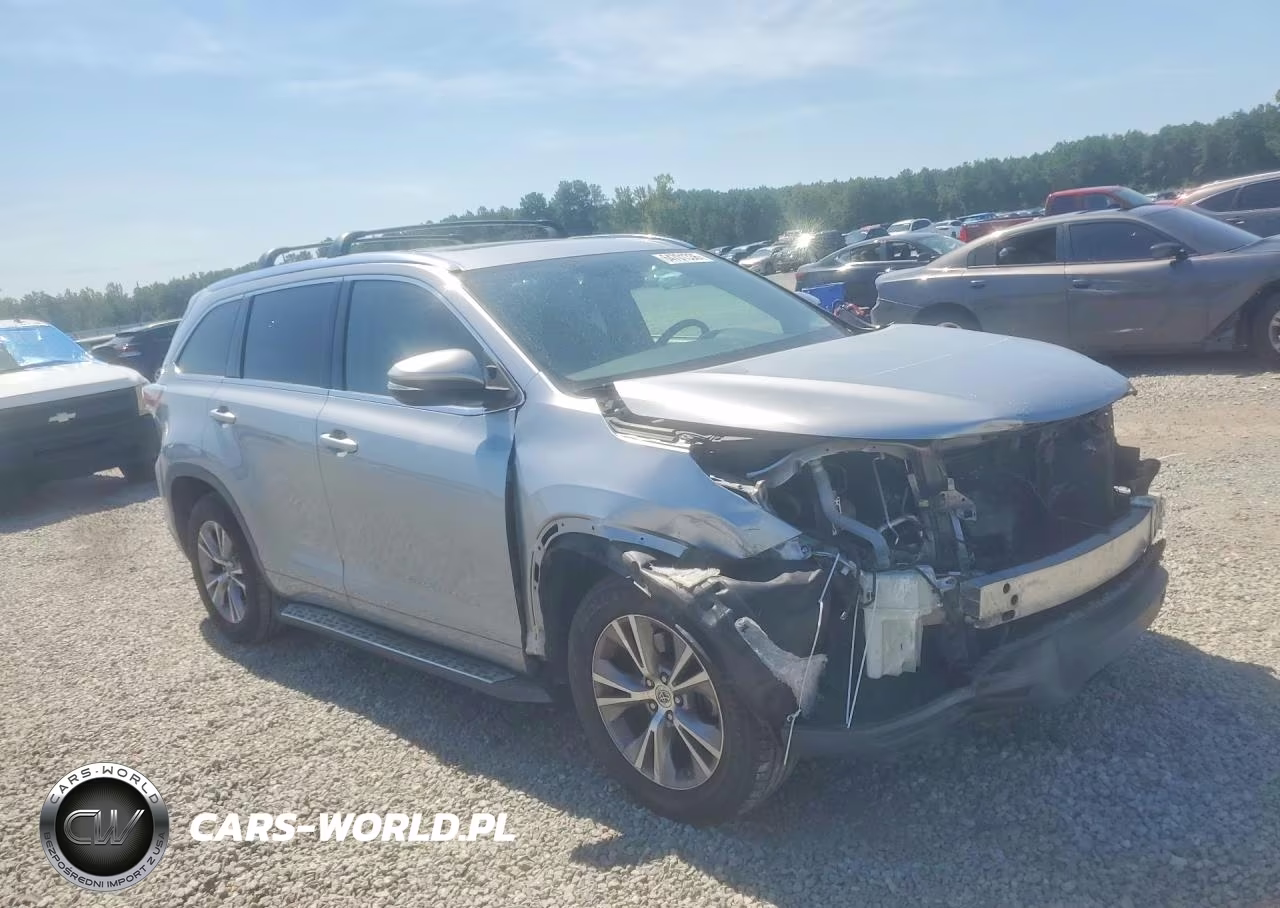 2015 Toyota Highlander Xle VIN:5TDKKRFH5FS056221 - 4