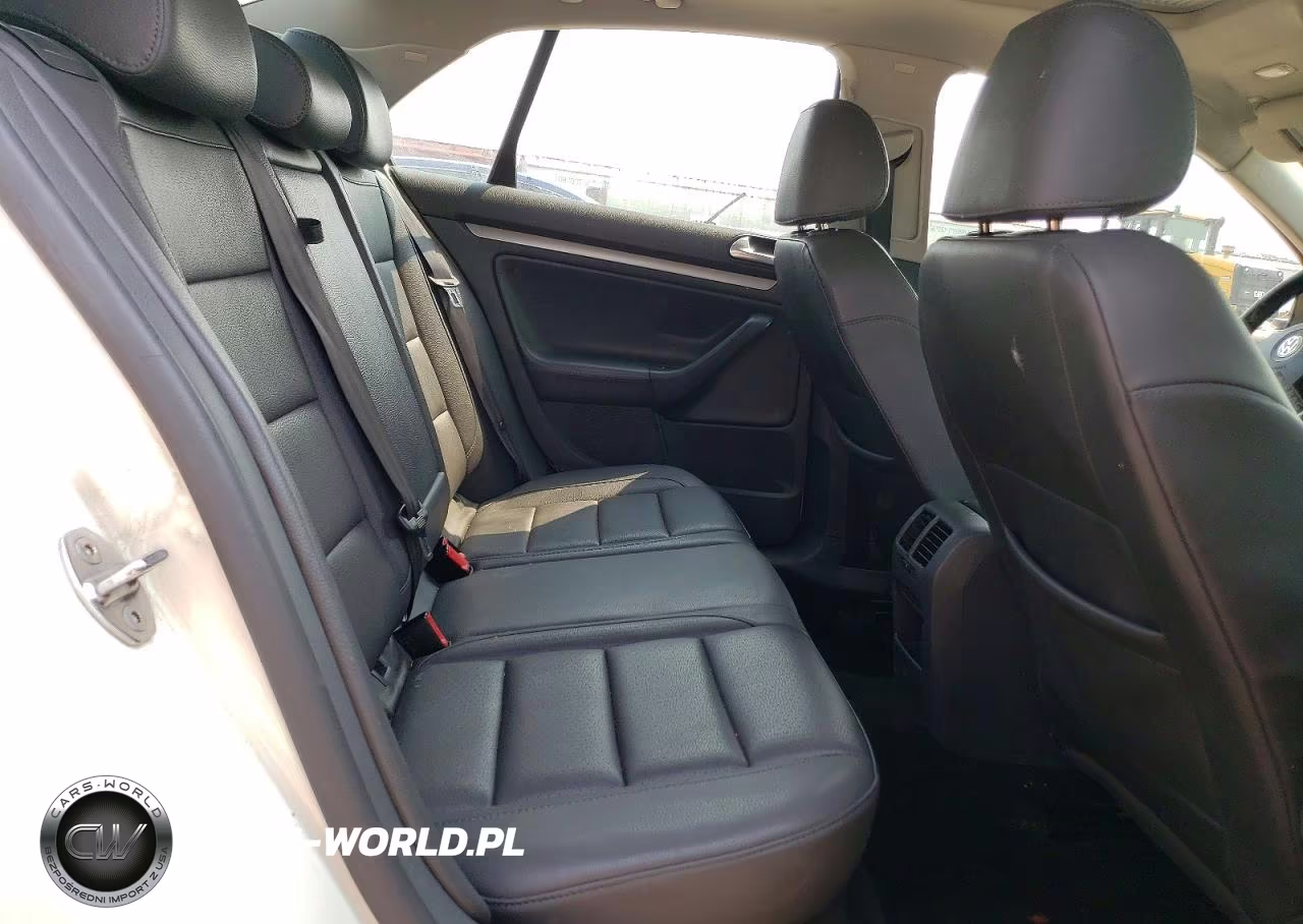 2008 Volkswagen Jetta Se VIN:3VWRM71K98M135438 - 10