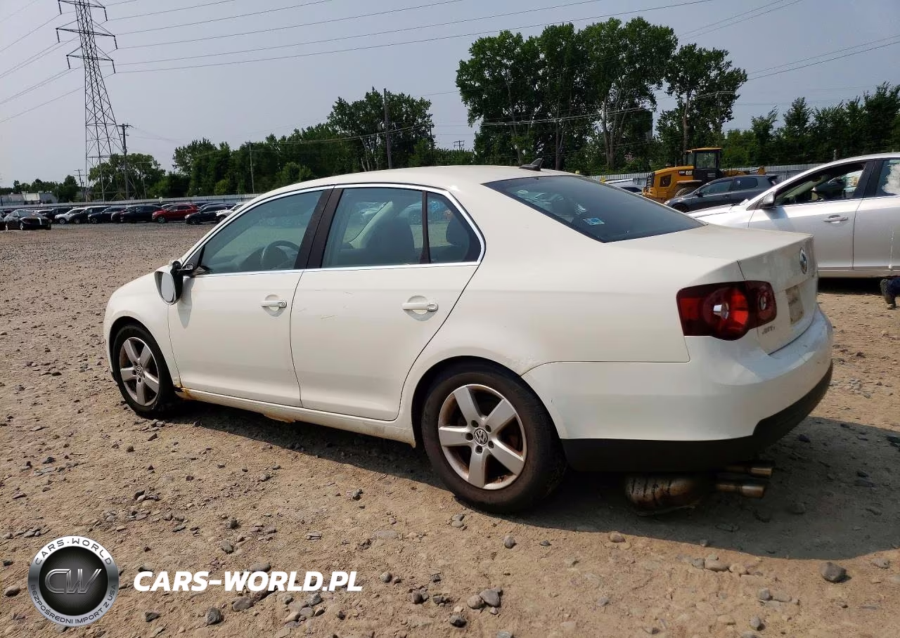 2008 Volkswagen Jetta Se VIN:3VWRM71K98M135438 - 2