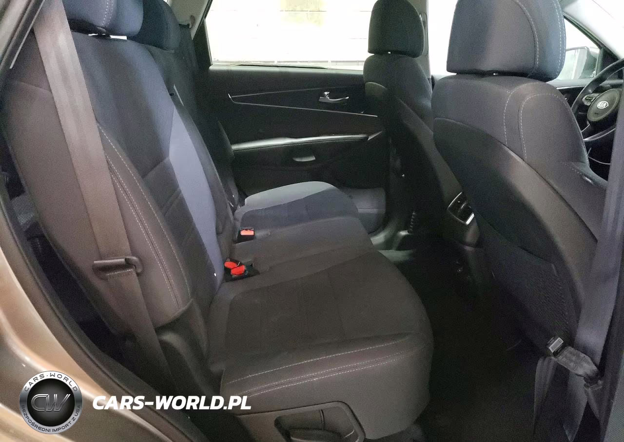 2017 Kia Sorento Lx VIN:5XYPG4A36HG196820 - 11