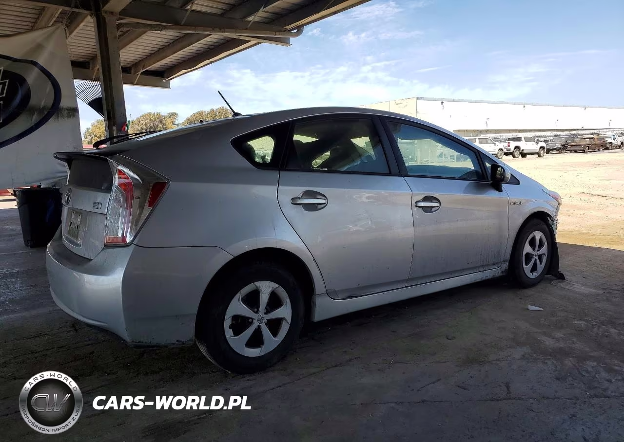 2012 Toyota Prius Two VIN:JTDKN3DU6C1527810 - 3