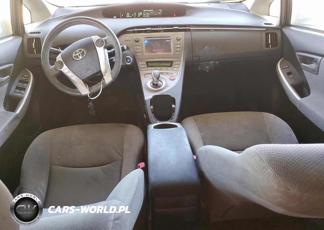 2012 Toyota Prius Two VIN:JTDKN3DU6C1527810 - 8