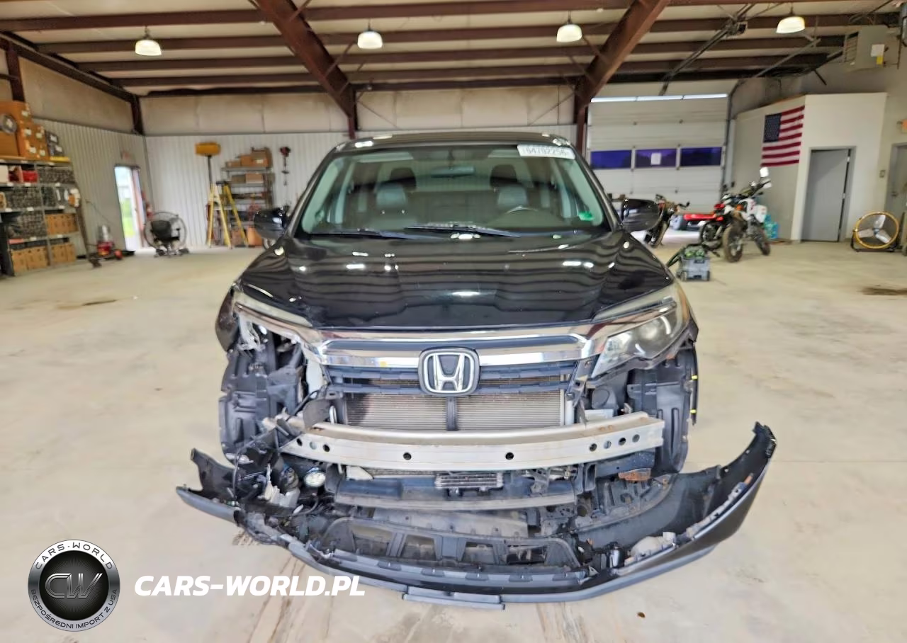 2017 Honda Ridgeline Rtl VIN:5FPYK3F50HB006418 - 5