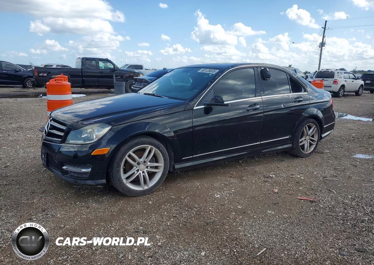 2014 Mercedes-Benz C 250 – zdjęcie 1 z 12