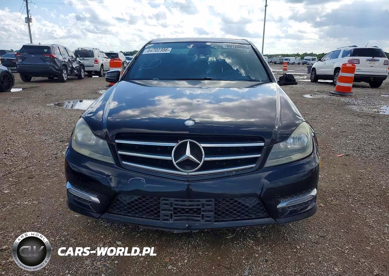 2014 Mercedes-Benz C 250 VIN:WDDGF4HB6EG216966 - 5