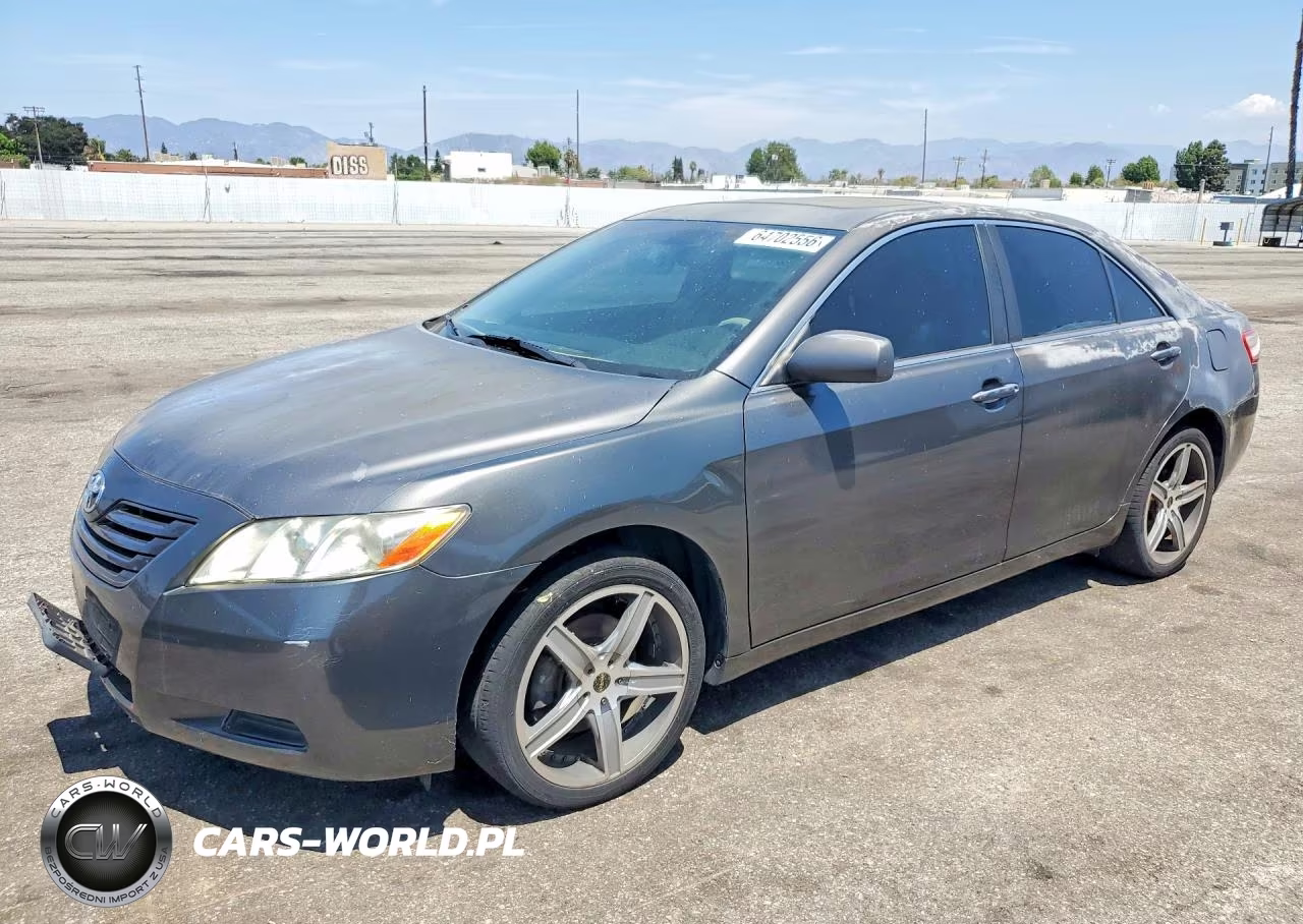2008 Toyota Camry Le – zdjęcie 1 z 12