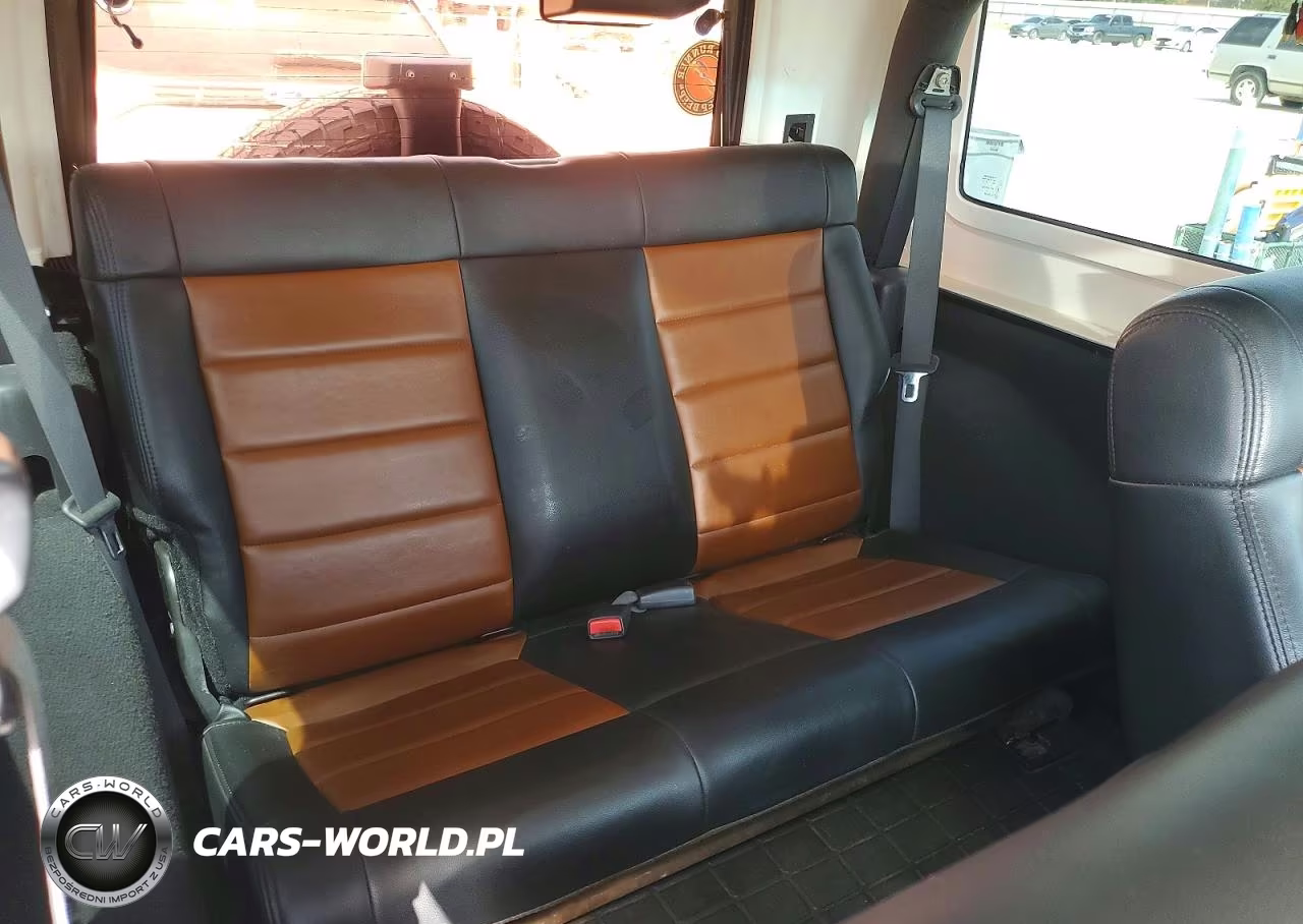 2008 Jeep Wrangler X VIN:1J4FA24138L653917 - 10