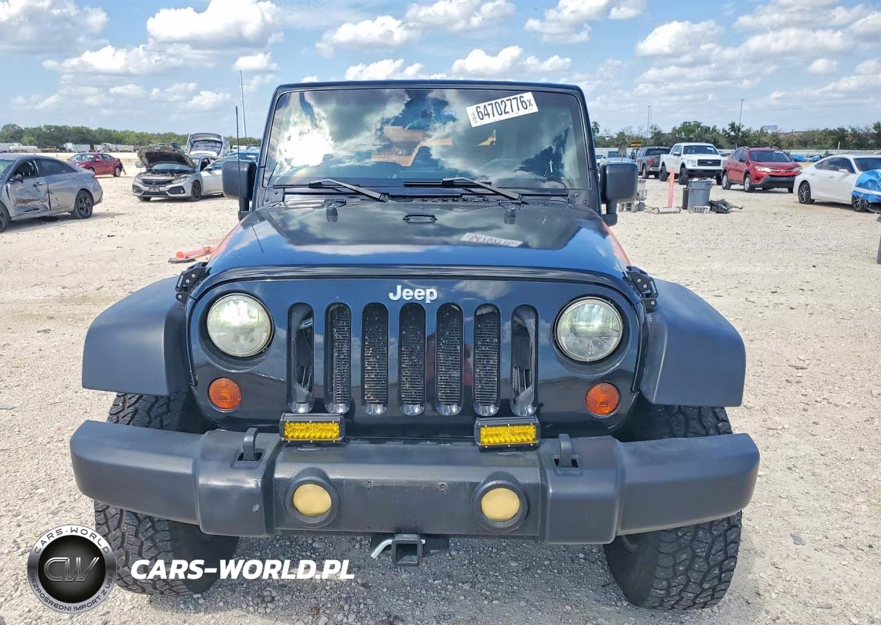 2008 Jeep Wrangler X VIN:1J4FA24138L653917 - 5