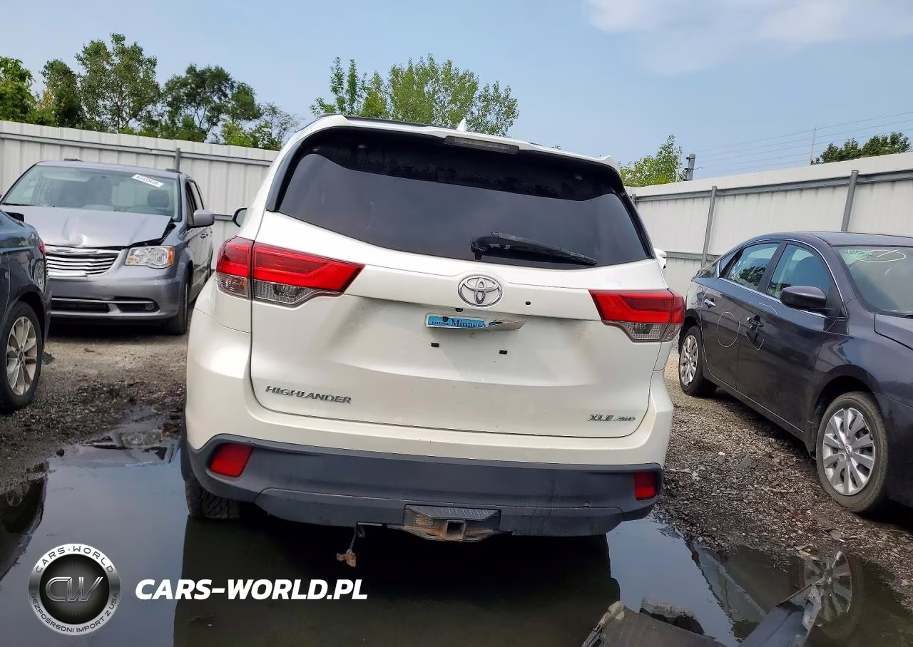 2017 Toyota Highlander Xle VIN:5TDJZRFH2HS369950 - 6