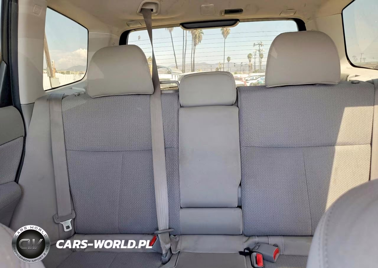 2011 Subaru Forester 2.5X VIN:JF2SHABC5BH773762 - 10