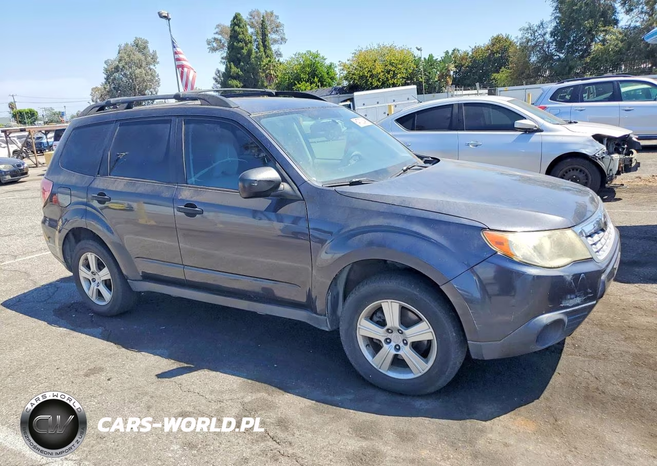 2011 Subaru Forester 2.5X VIN:JF2SHABC5BH773762 - 4