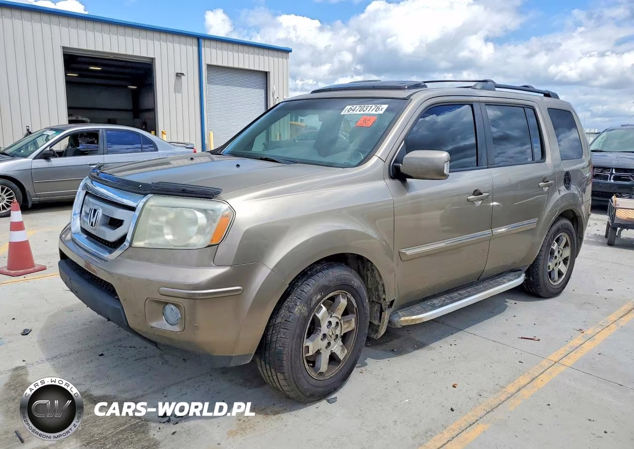 2010 Honda Pilot Touring VIN:5FNYF4H9XAB006015 - 1