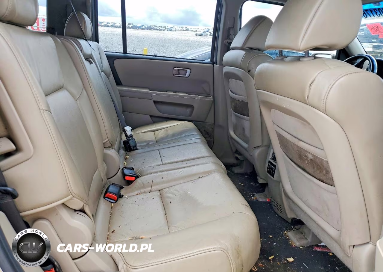 2010 Honda Pilot Touring VIN:5FNYF4H9XAB006015 - 11