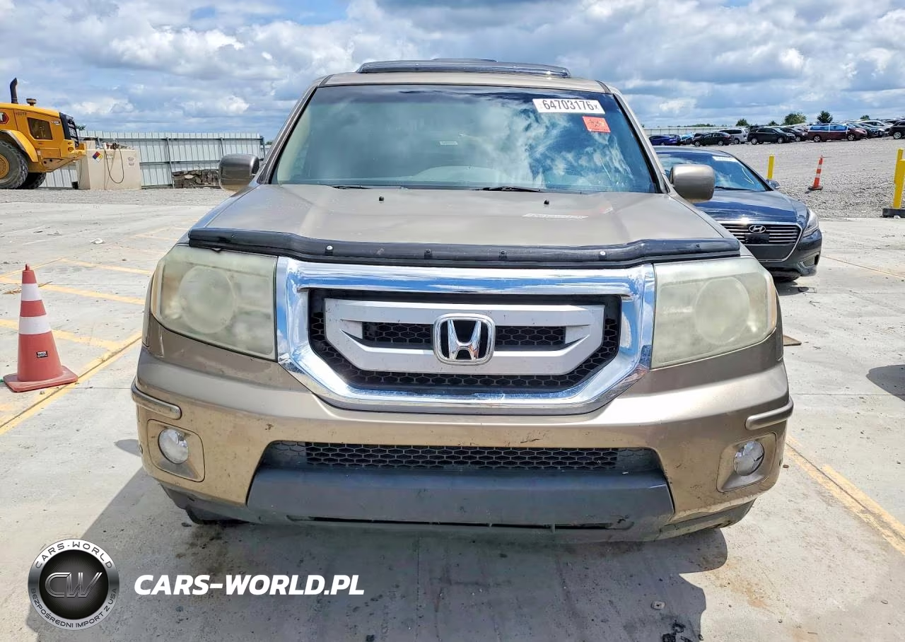 2010 Honda Pilot Touring VIN:5FNYF4H9XAB006015 - 5