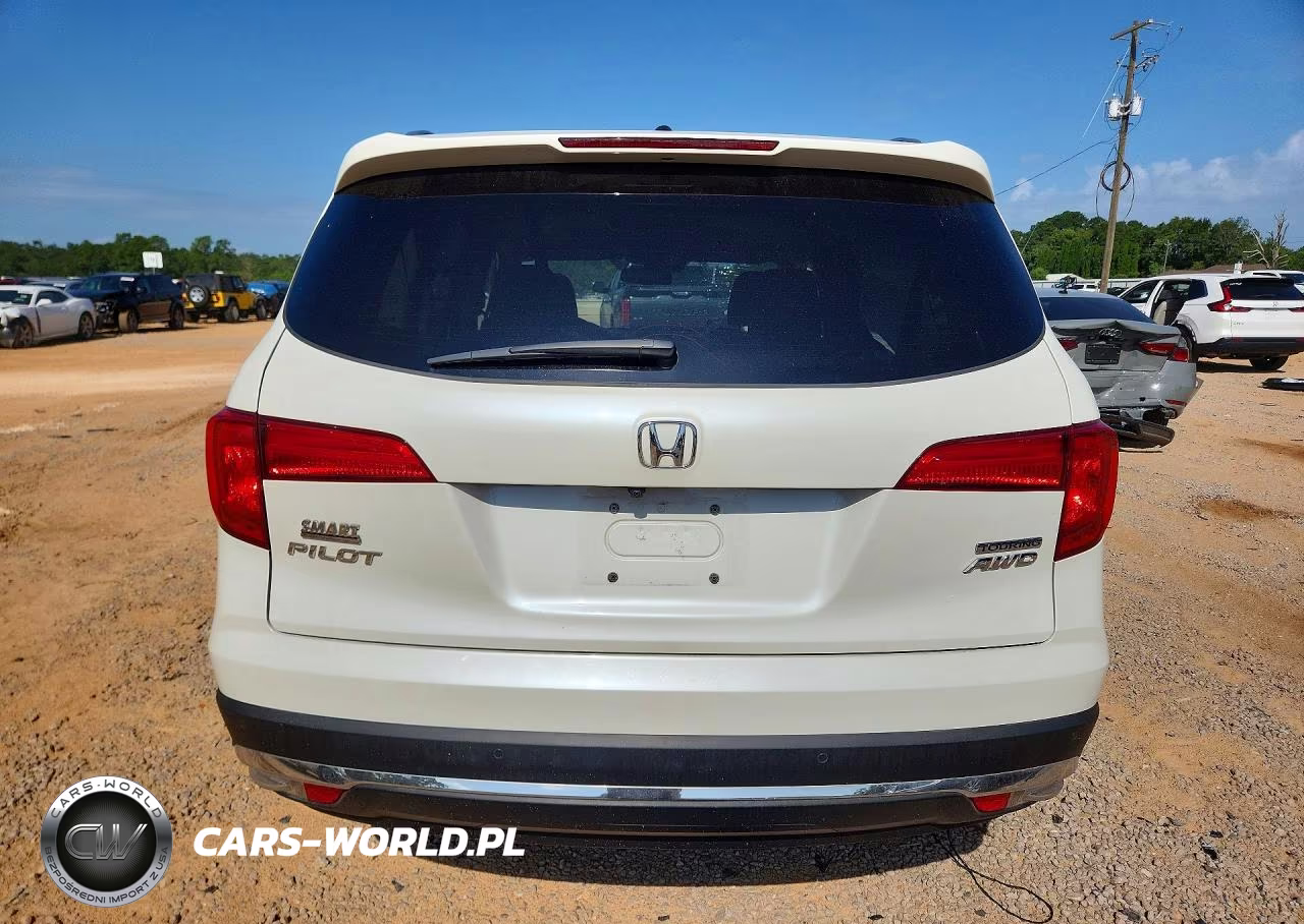 2016 Honda Pilot Touring VIN:5FNYF6H99GB120186 - 6