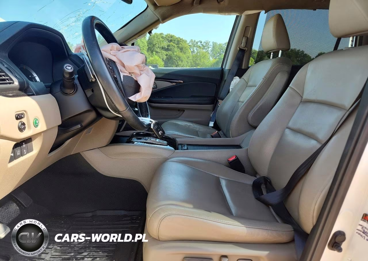 2016 Honda Pilot Touring VIN:5FNYF6H99GB120186 - 7