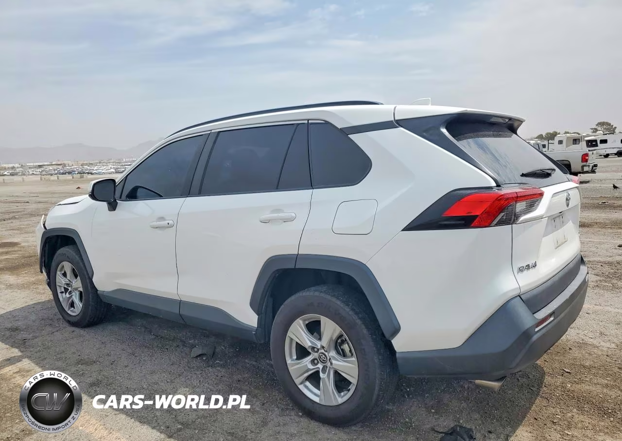 2021 Toyota Rav4 Xle VIN:2T3W1RFV0MW109929 - 2