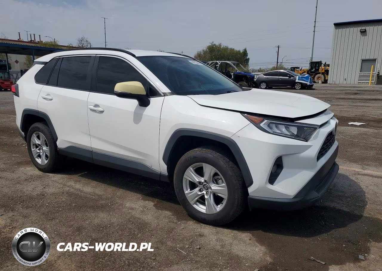 2021 Toyota Rav4 Xle VIN:2T3W1RFV0MW109929 - 4