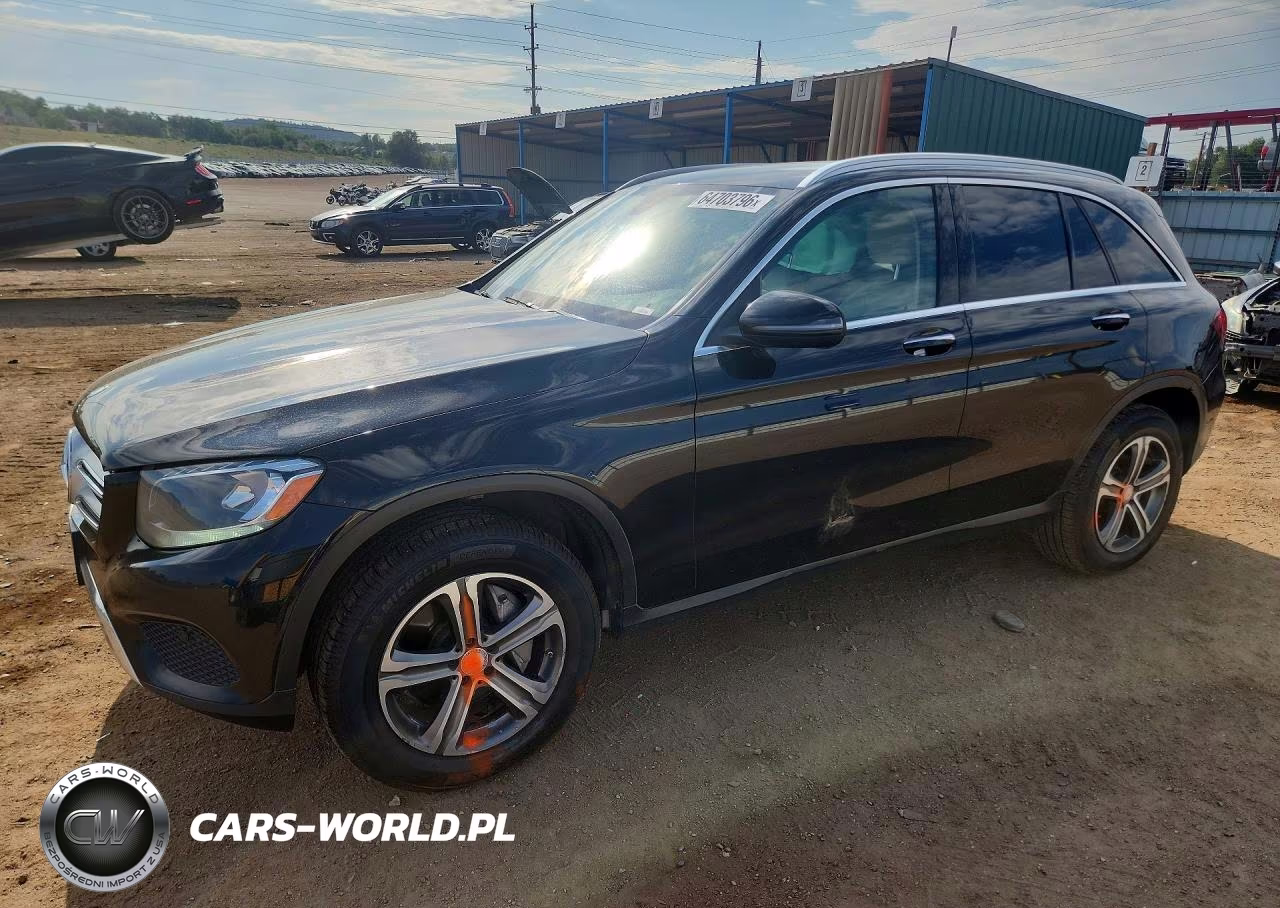 2017 Mercedes-Benz Glc 300 4Matic – zdjęcie 1 z 12