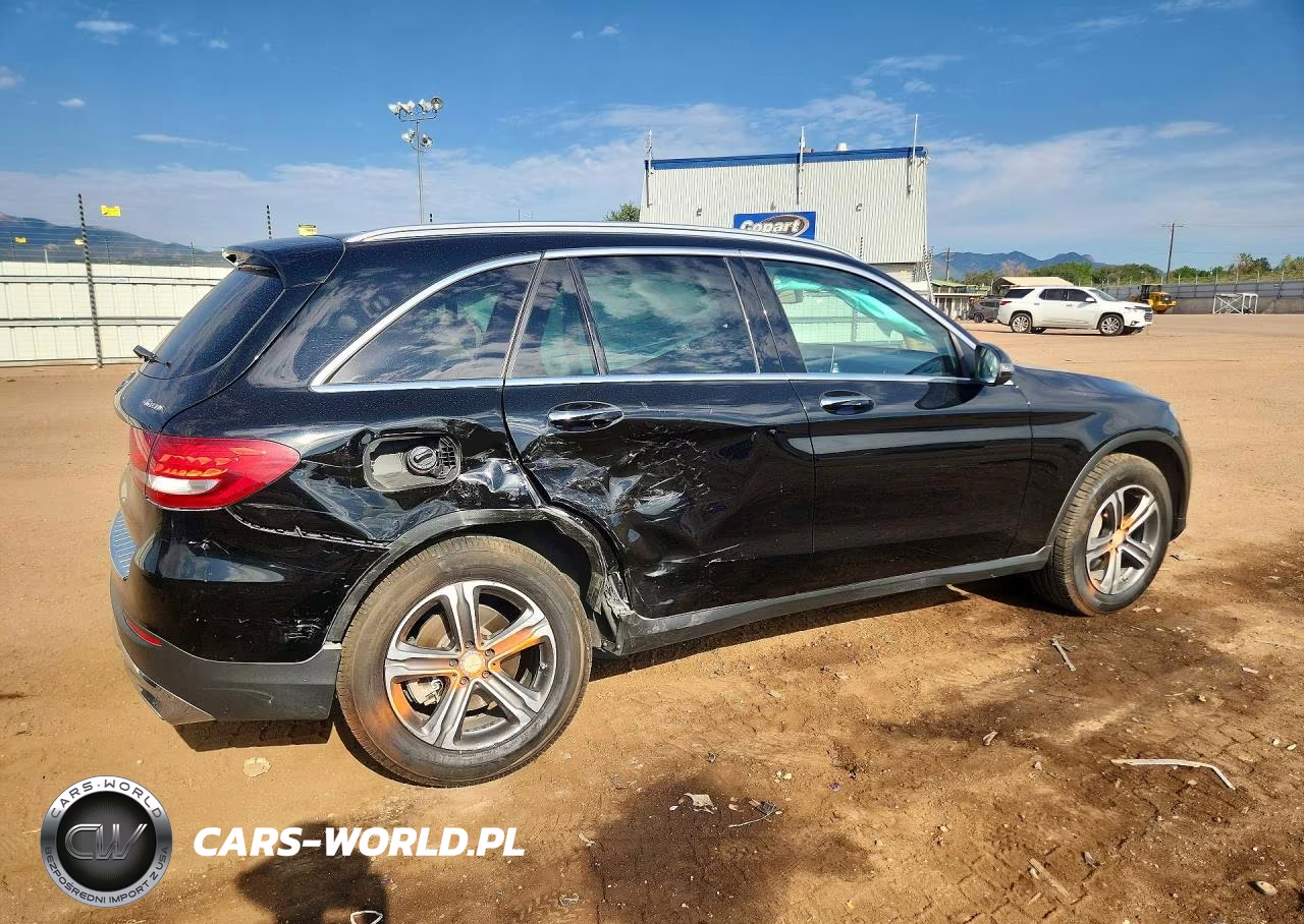 2017 Mercedes-Benz Glc 300 4Matic VIN:WDC0G4KB7HF149798 - 3