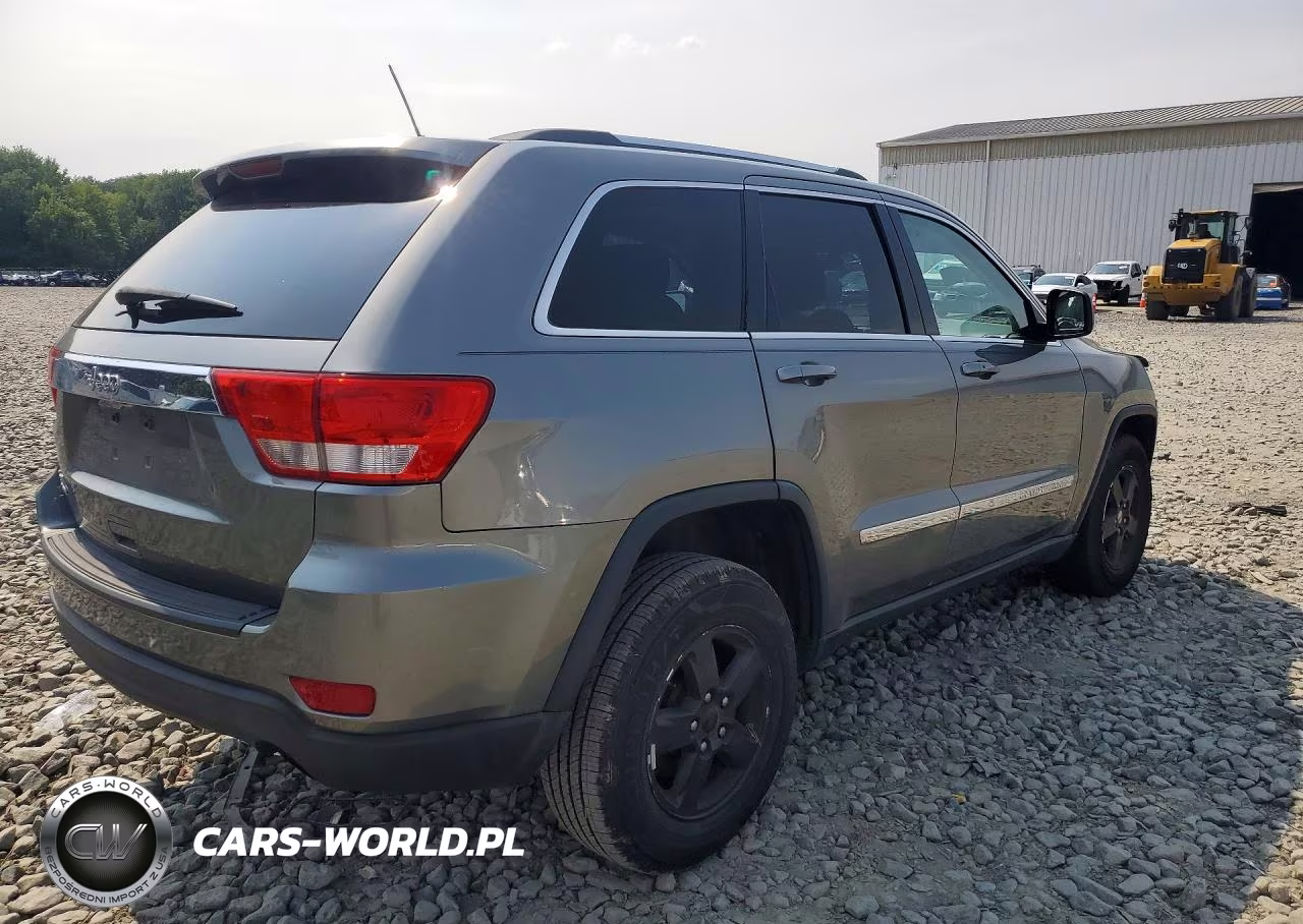 2012 Jeep Grand Cherokee Laredo VIN:1C4RJFAG2CC292255 - 3