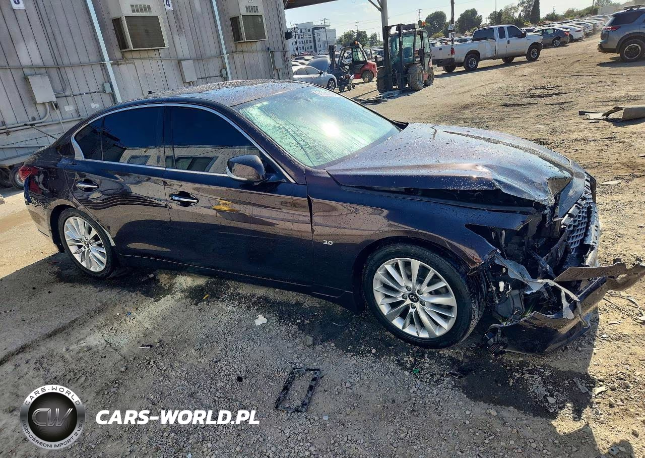 2018 Infiniti Q50 3.0T Luxe VIN:JN1EV7AP8JM361162 - 4