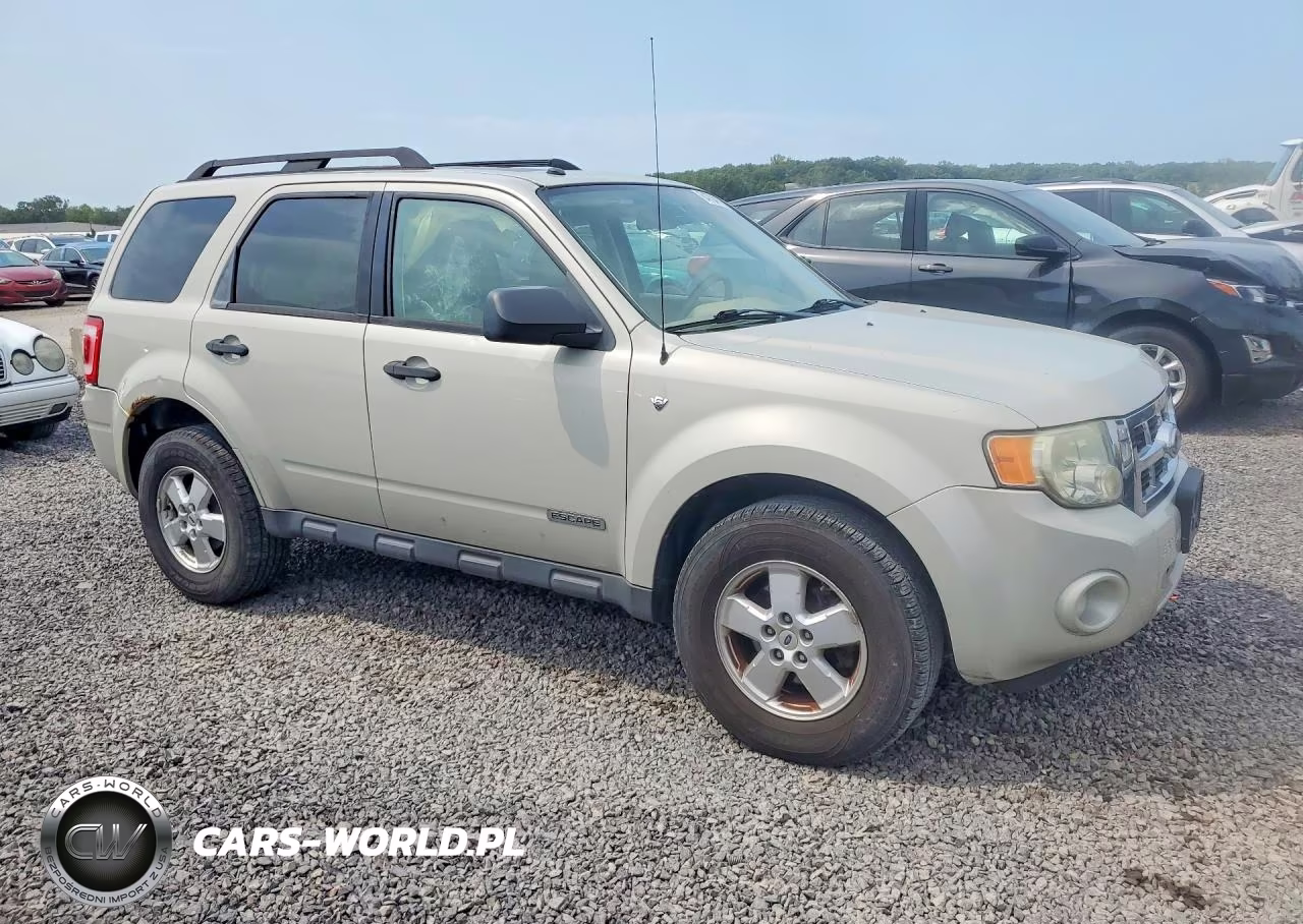 2008 Ford Escape Xlt VIN:1FMCU03108KC32003 - 4