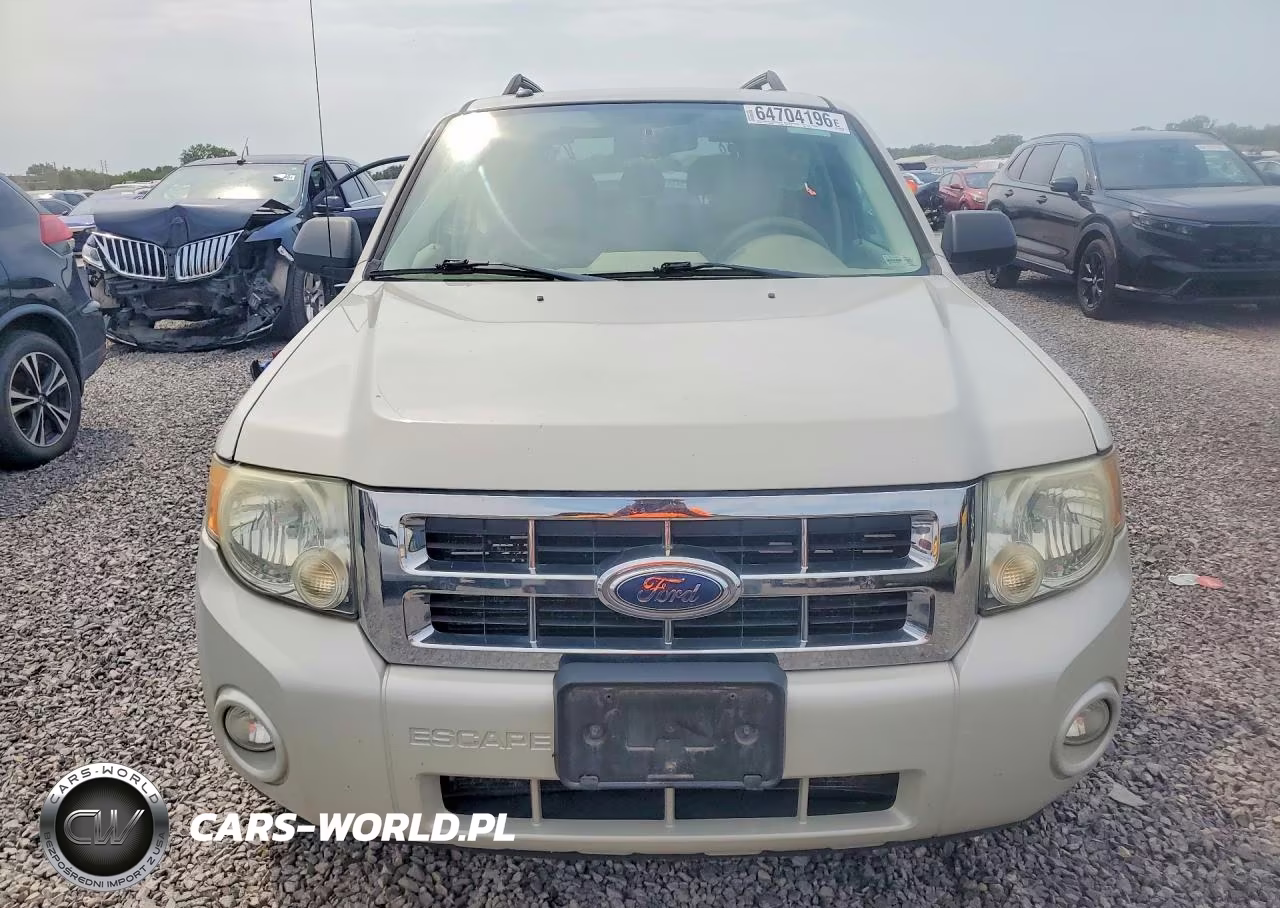 2008 Ford Escape Xlt VIN:1FMCU03108KC32003 - 5