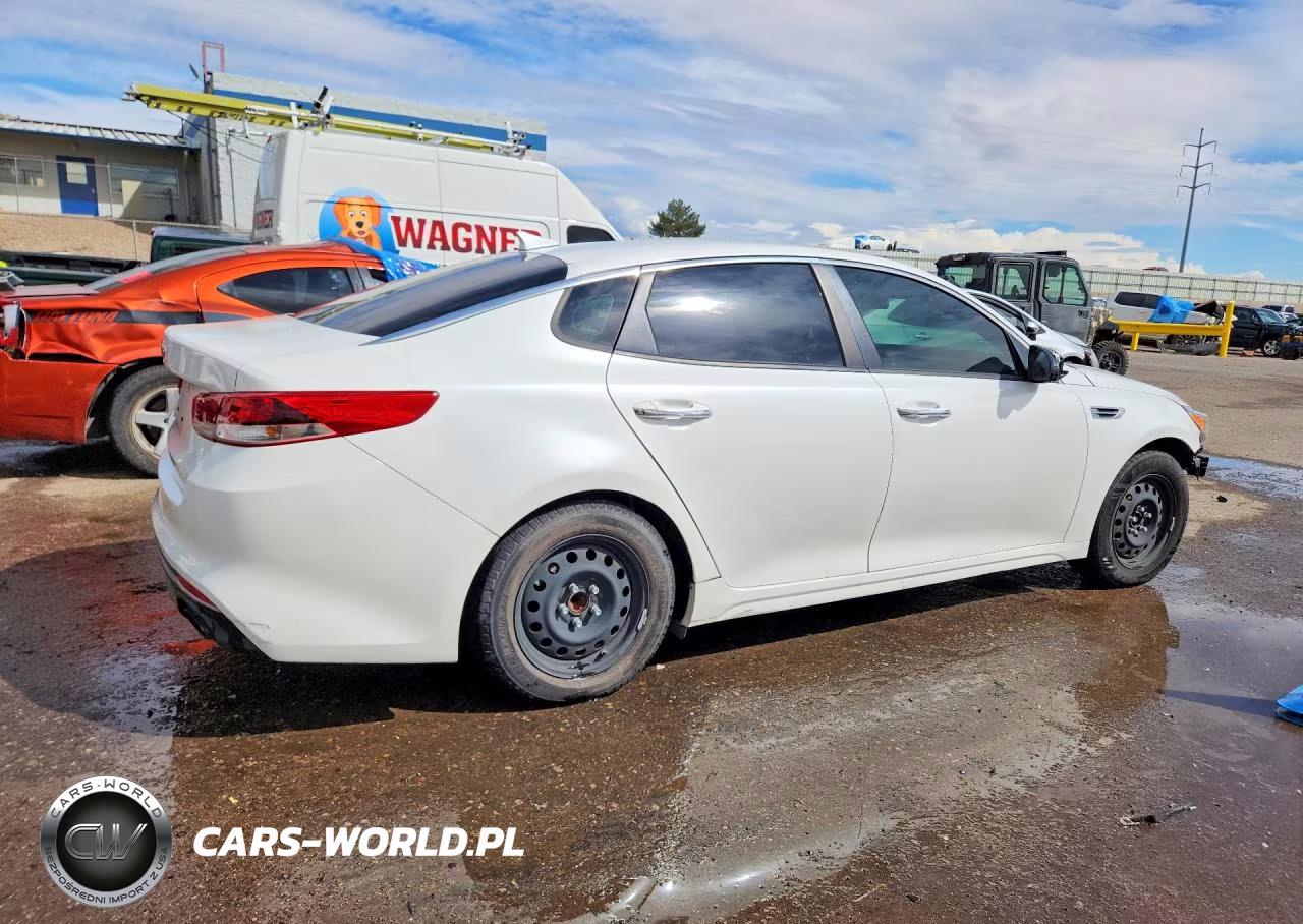 2016 Kia Optima Lx VIN:KNAGT4L32G5072993 - 3