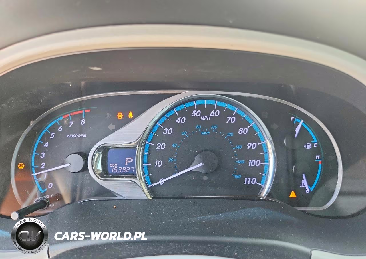 2013 Toyota Sienna Xle 8-Passenger VIN:5TDYK3DC5DS395010 - 9