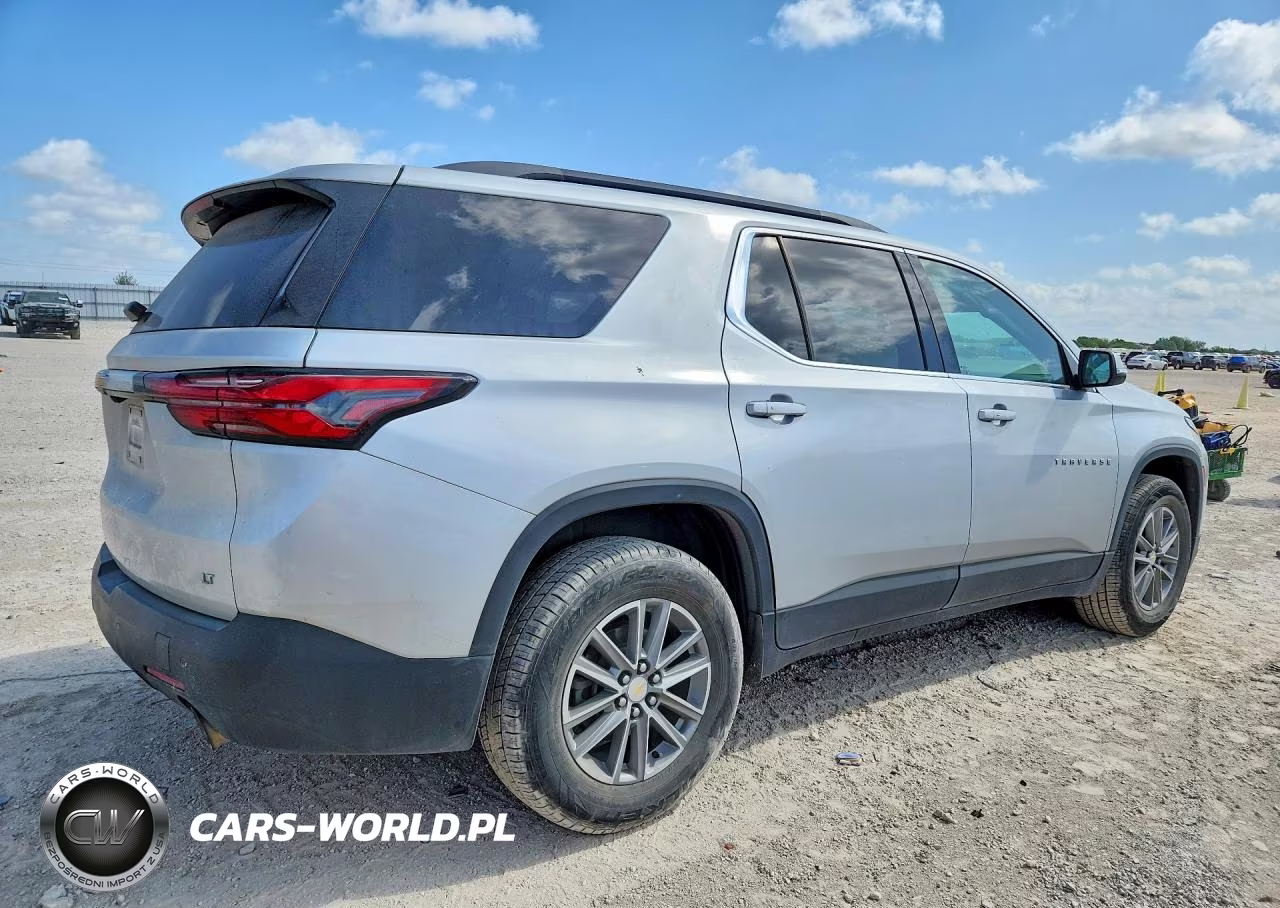 2022 Chevrolet Traverse Lt VIN:1GNERGKW3NJ130319 - 3