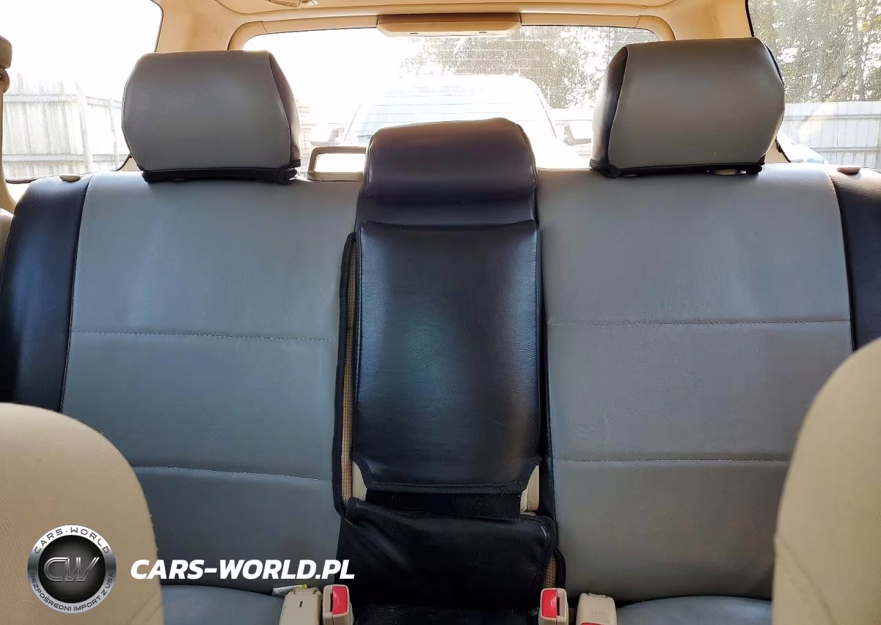 2007 Subaru Forester 2.5X Premium VIN:JF1SG65667G711892 - 10