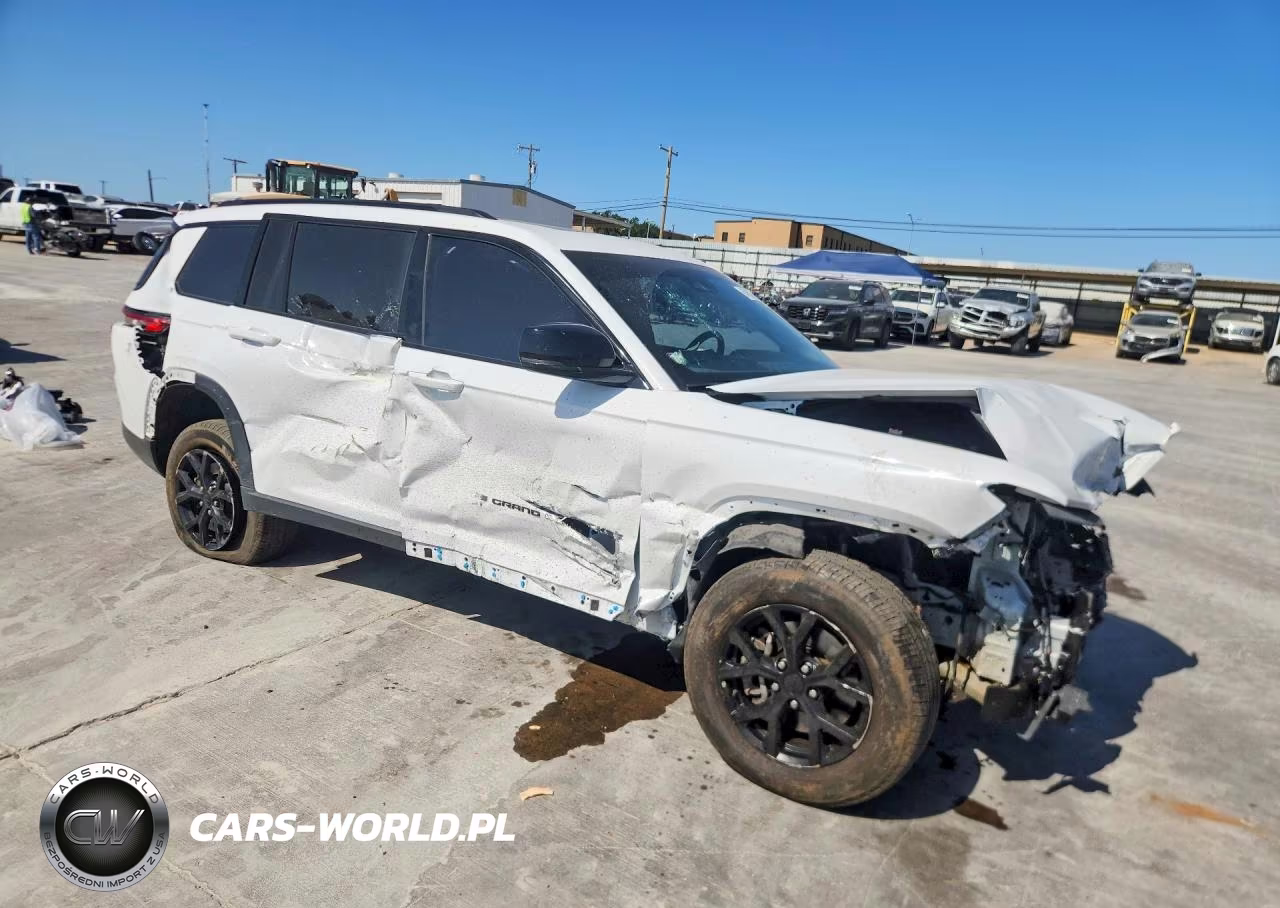 2024 Jeep Grand Cherokee L Laredo VIN:1C4RJJAG7R8558481 - 4