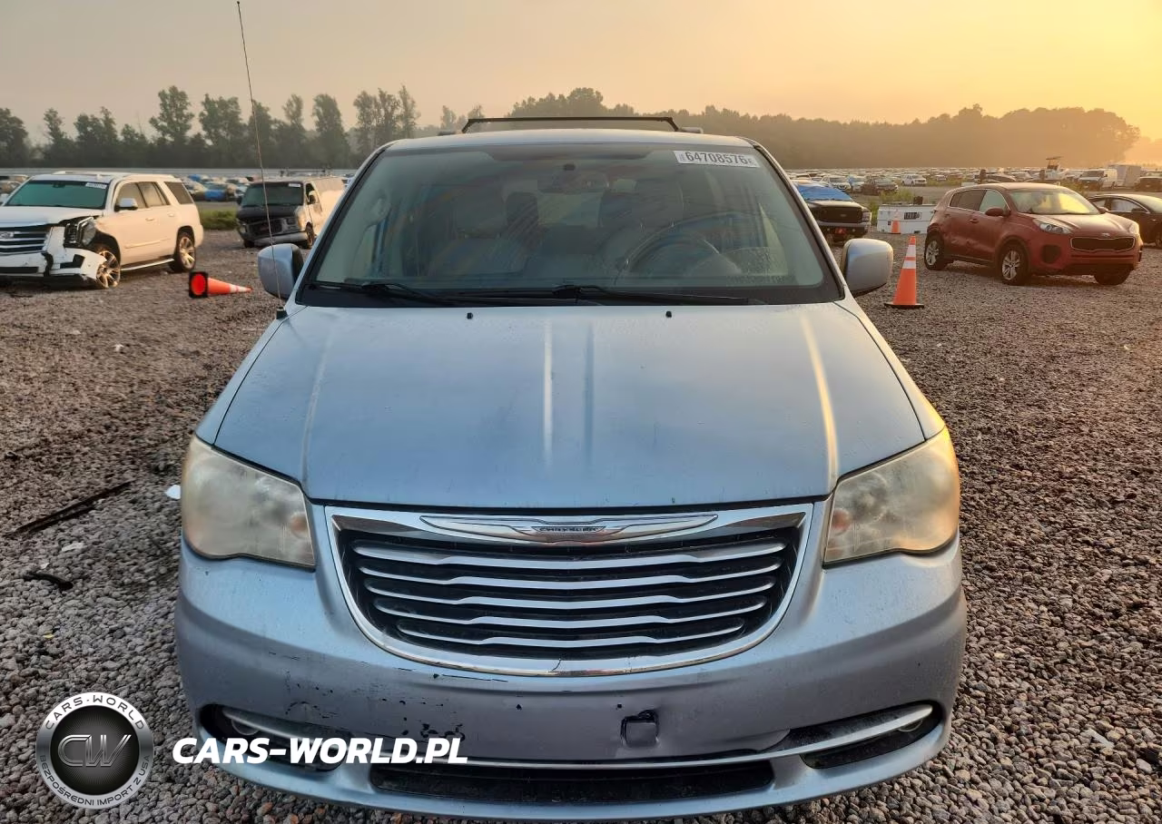 2013 Chrysler Town & Country Touring VIN:2C4RC1BG9DR539209 - 5